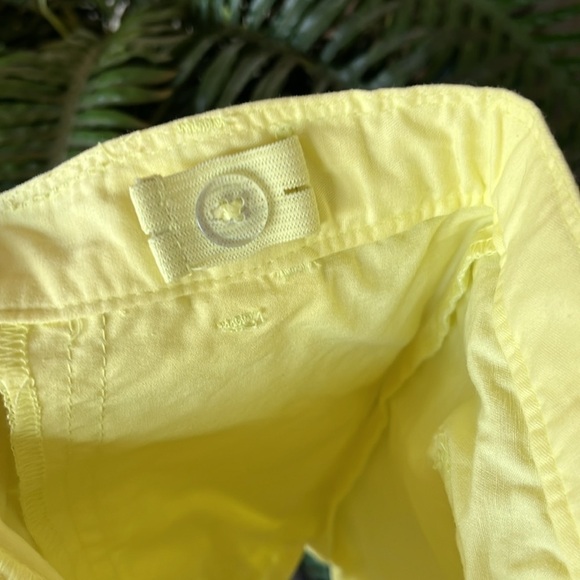 Brand New Disney Blue Minnie Daisy Top & Carter’s Yellow Classic Chino Shorts - Picture 14 of 15